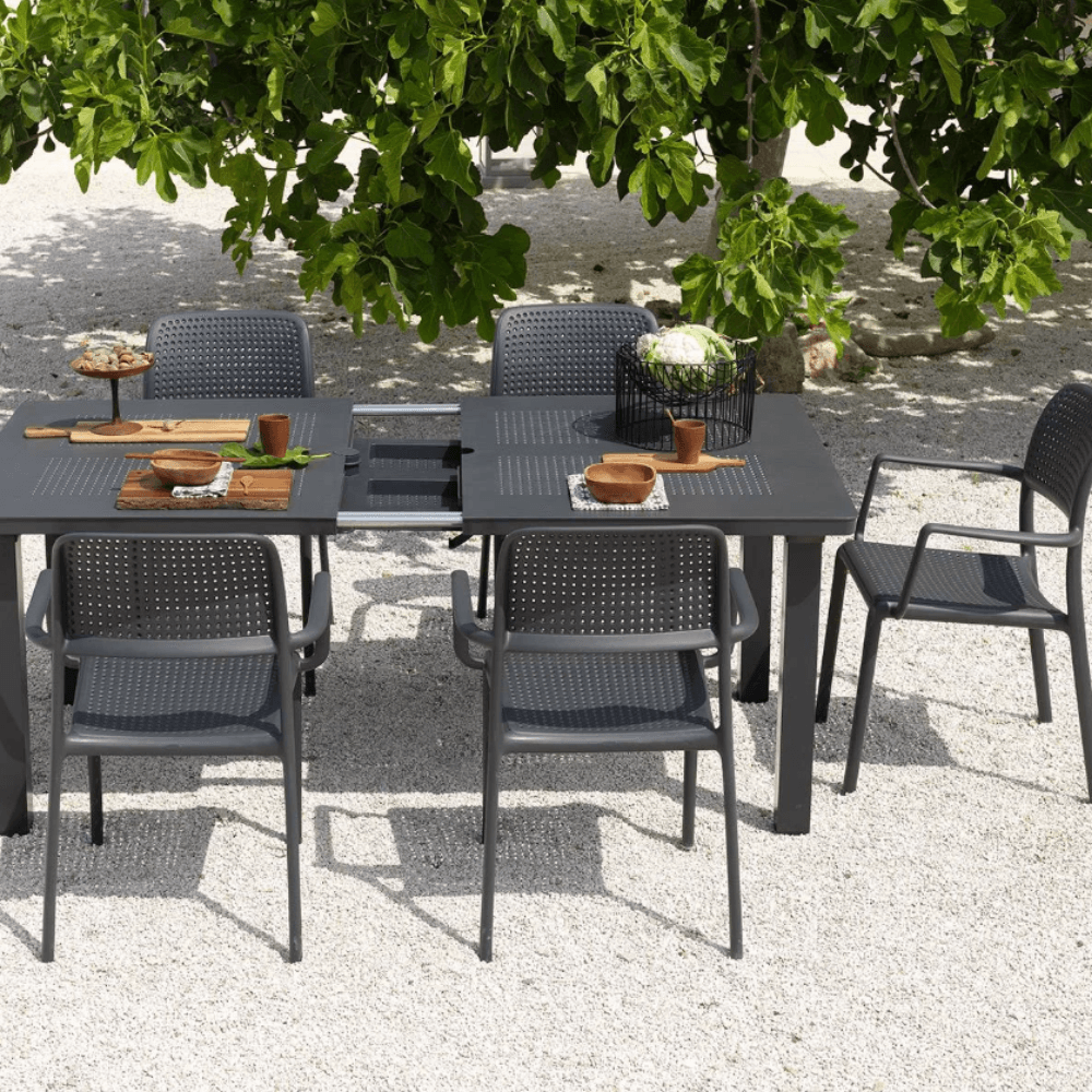SET Tavolo Libeccio 160/220 cm + 6 sedie Bora antracite Set da pranzo allungabile e impilabile Nardi