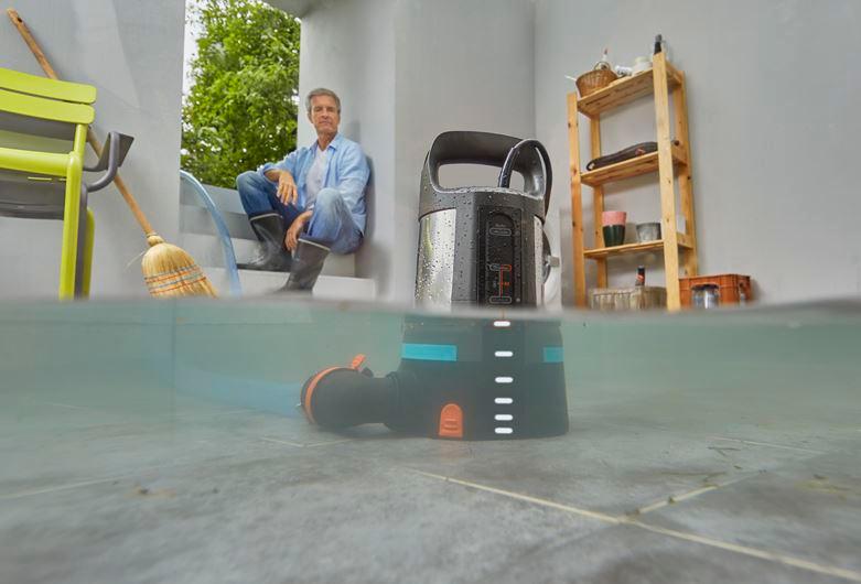 Pompa sommersa 11000 AquaSensor Gardena