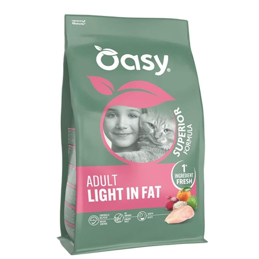 Superior Formula Adult Light In Fat Pollo 300gr Secco per gatti adulti in sovrappeso o che svolgono attività fisica ridotta