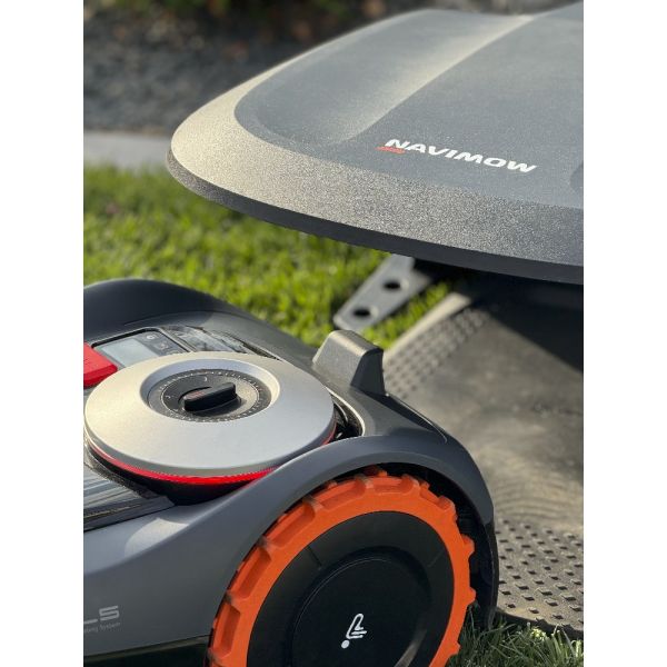 Robot navimow i108E + modulo 4g incluso| GPS e senza filo perimetrale fino a 800 mq
