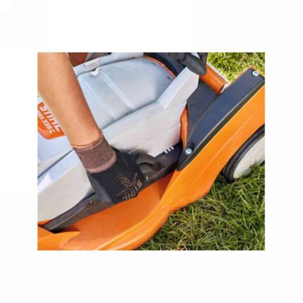 Tagliaerba a batteria RMA235.1 con caricabatteria AL101 e 1 batteria AK20