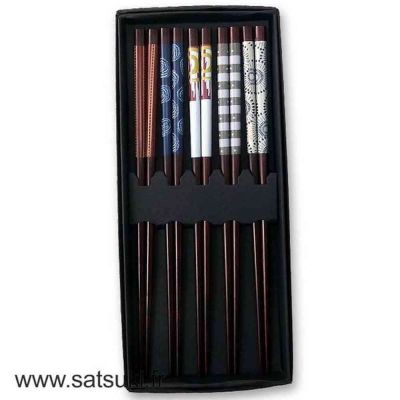 Bacchette sushi decorate mixed design